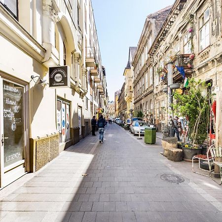 K10 - Kazinczy Street Heritage Suite - Best Location By Bqa Budapest Exterior photo