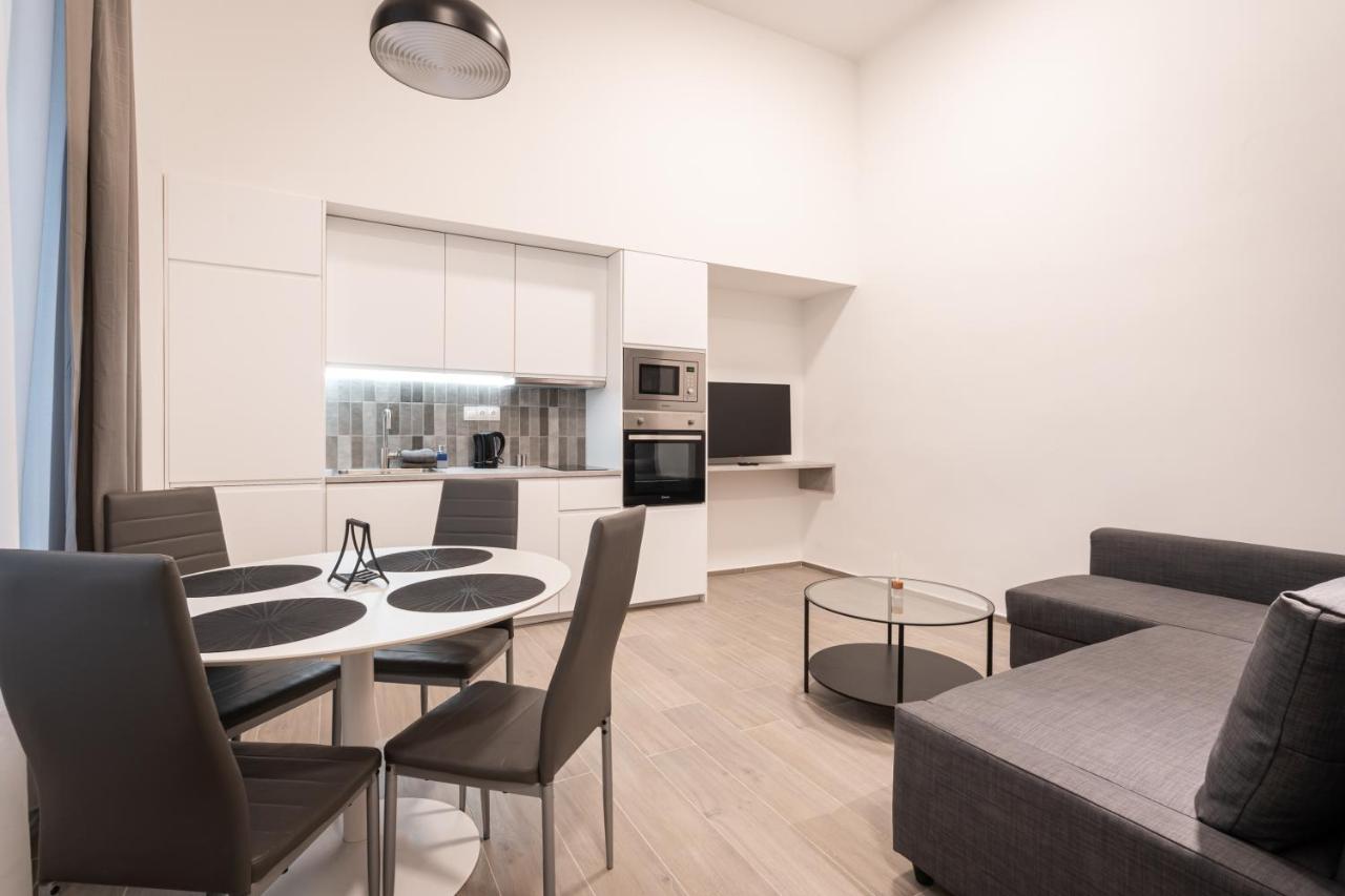 K10 - Kazinczy Street Heritage Suite - Best Location By Bqa Budapest Exterior photo