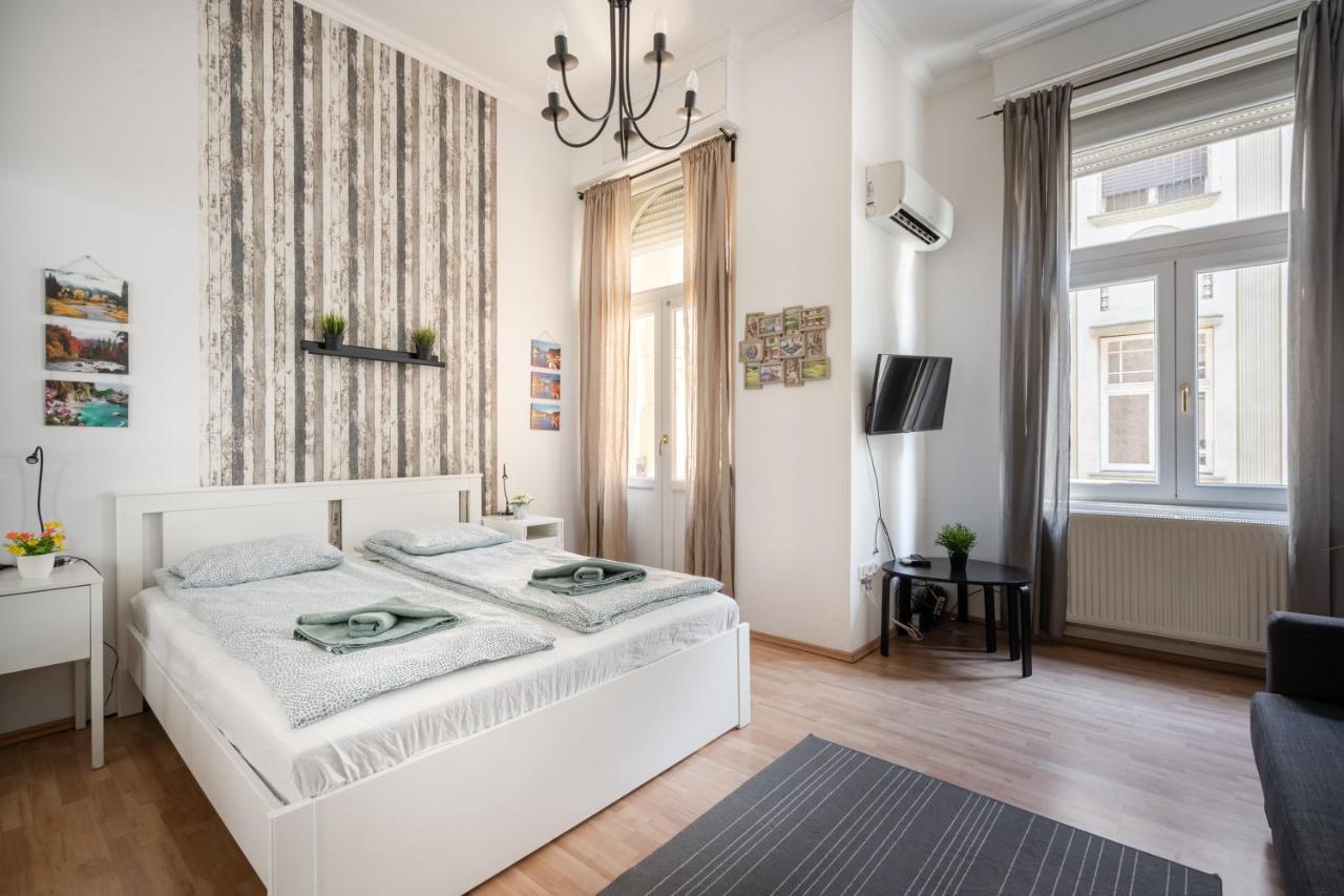 K10 - Kazinczy Street Heritage Suite - Best Location By Bqa Budapest Exterior photo